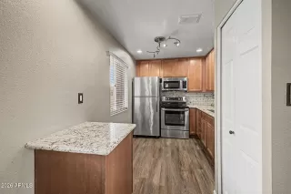 Photo #6: 7043044 Listing 