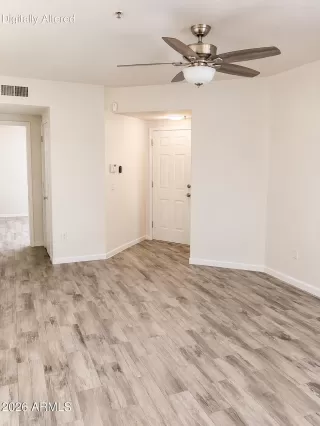Photo #3: 7043056 Listing