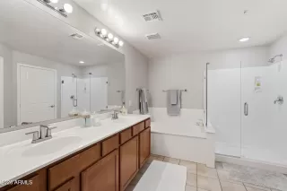 Photo #6: 7043954 Listing