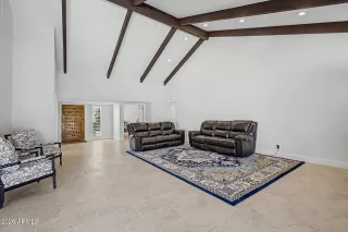 Photo #6: 7044020 Listing