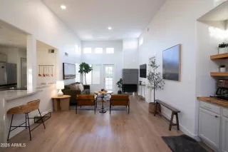 Photo #2: 7044158 Listing