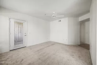 Photo #6: 7044286 Listing