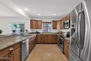 Photo #6: 7044507 Listing 
