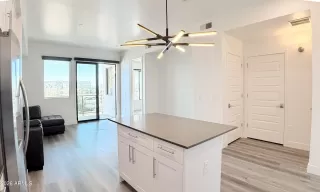 Photo #2: 7044658 Listing 