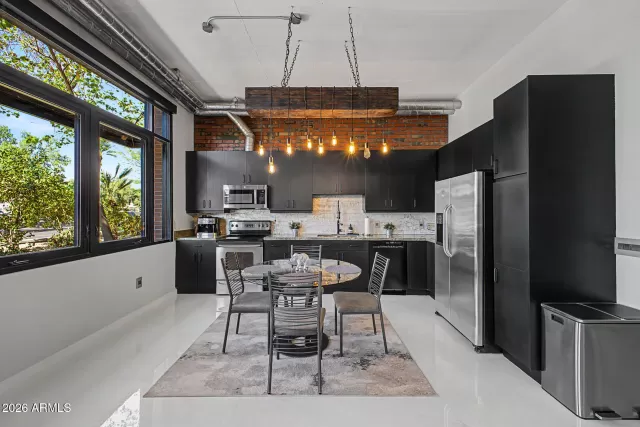 MLS: 7045020 Condo For Sale