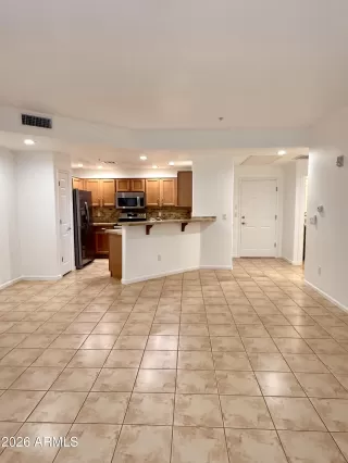 Photo #6: 7045762 Listing