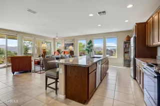 Photo #3: 7046198 Listing 
