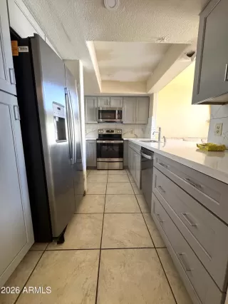 Photo #2: 7046208 Listing 