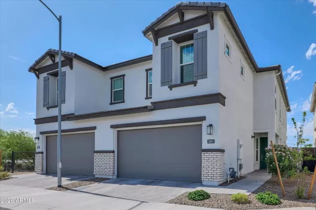MLS: 7046267 Condo For Sale