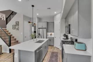 Photo #6: 7046267 Listing 