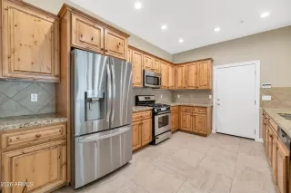 Photo #2: 7046355 Listing 