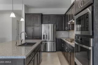 Photo #3: 7046682 Listing 