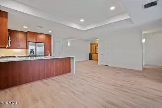 Photo #3: 7046797 Listing 