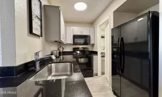 Photo #5: 7046892 Listing 