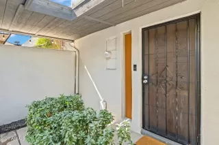 Photo #1: 7046969 Listing 
