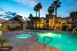 Photo #5: 7047050 Listing 