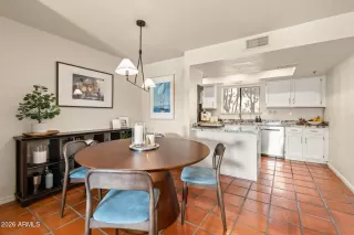 Photo #4: 7047135 Listing 