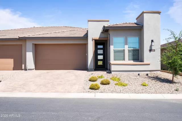 MLS: 7047492 Condo For Sale