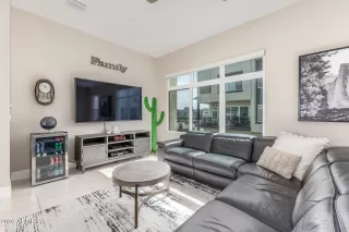 Photo #1: 7048110 Listing 