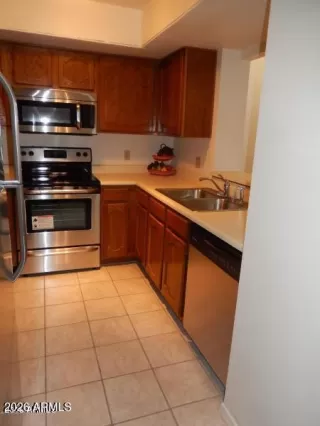 Photo #3: 7048153 Listing 