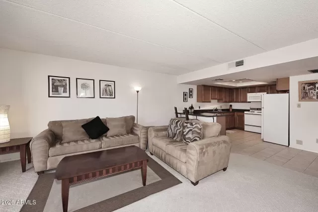MLS: 7048188 Condo For Sale