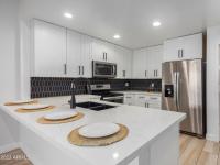 More Details about MLS # 6562442 : 8055 E THOMAS ROAD #E103