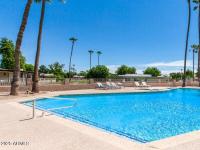 More Details about MLS # 6805181 : 8013 N VíA PALMA